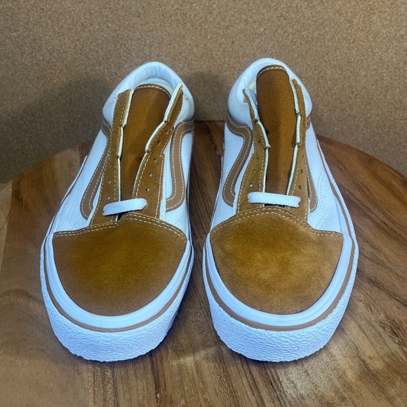 Vans
Old skool
Bolt
‘Cathay spice’
NWOT - Picture 7 of 16